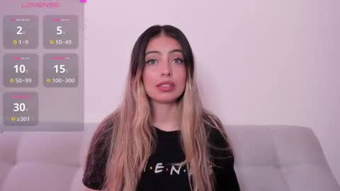 Snapshot of fernanda_aaa chatting on 05/11/26, 02:23 fernanda online show from 05/11/26, 02:23