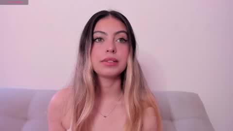 fernanda  online show from 05/20/26, 03:18