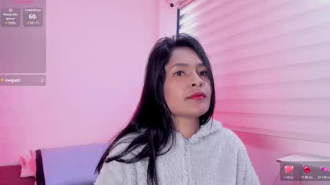 fernanda_liie_ online show from 04/13/26, 12:43