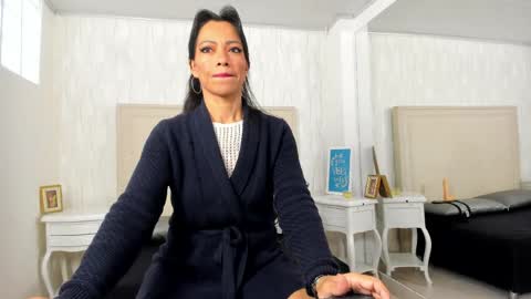 Fernanda  online show from 05/06/26, 07:08