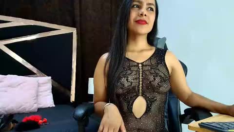 Fernandabrown s online show from 10/12/25, 05:06