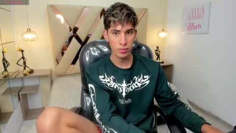 FER PHOENIX online show from 01/19/26, 03:21