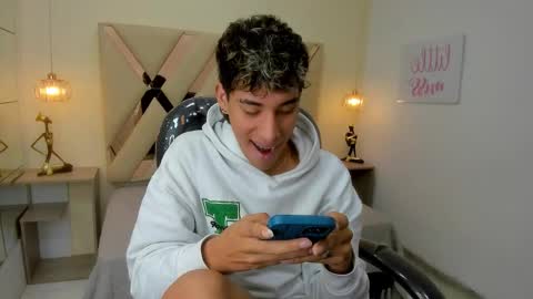 FER PHOENIX online show from 03/06/26, 04:09