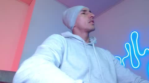  Festbody1 online show from 01/22/25, 01:11