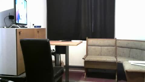 wichser online show from 04/21/26, 08:09