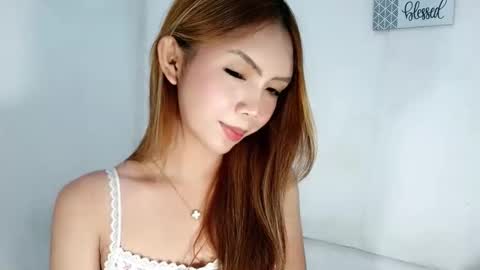 feyaaa online show from 11/23/25, 01:55