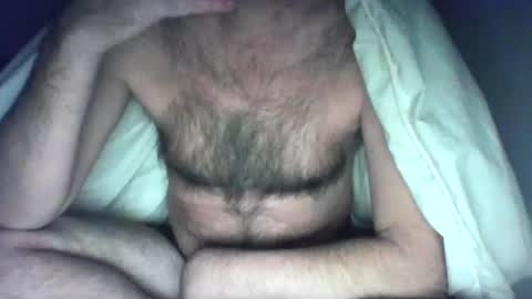 Snapshot of feyo123 chatting on 12/01/24, 08:20 Beachmancan online show from 12/01/24, 08:20