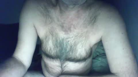 Snapshot of feyo123 chatting on 01/06/25, 08:18 Beachmancan online show from 01/06/25, 08:18