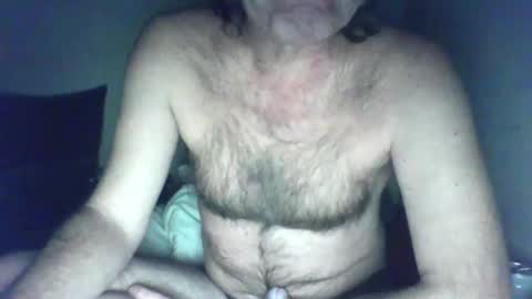 Snapshot of feyo123 chatting on 02/05/25, 02:40 Beachmancan online show from 02/05/25, 02:40