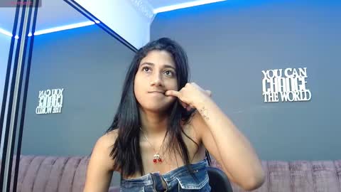 Freyja  online show from 03/07/25, 06:11