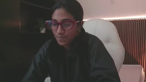 Freyja  online show from 03/18/26, 07:39