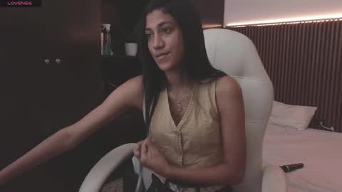 Freyja  online show from 04/08/26, 01:16