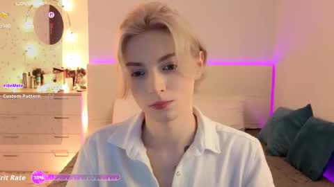 Thomas online show from 03/25/26, 10:54