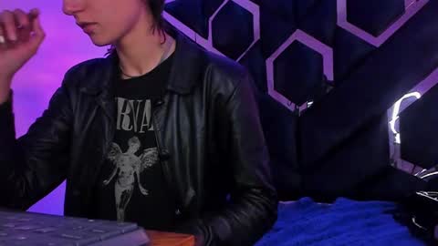   online show from 01/14/25, 03:15