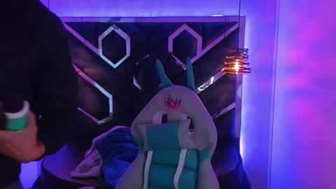   online show from 01/16/25, 12:09