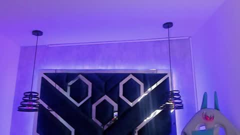   online show from 02/14/25, 11:53