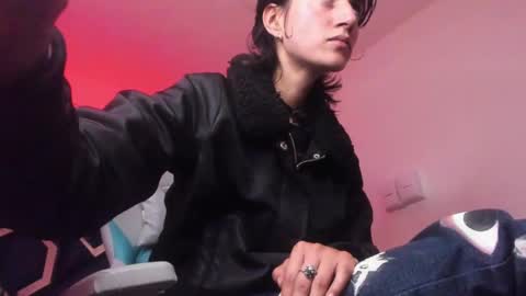   online show from 03/02/25, 07:02