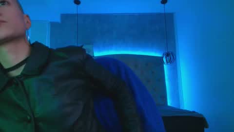   online show from 10/04/25, 11:52