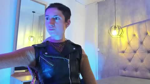   online show from 01/15/26, 12:10