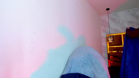   online show from 06/14/26, 03:25