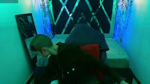   online show from 07/04/26, 12:11