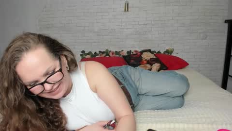 Fiery Stella online show from 12/21/25, 11:50