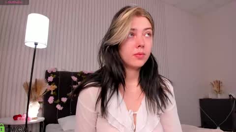 Filla online show from 09/17/25, 02:02