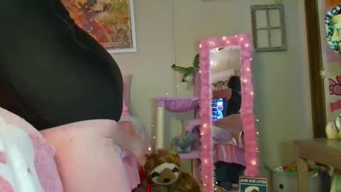 fieryminx67 online show from 09/27/25, 08:41