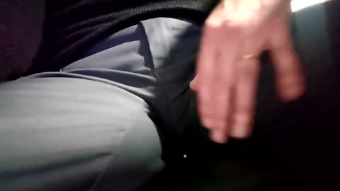 Snapshot of fifi010203 chatting on 01/02/25, 04:13 fifi010203 online show from 01/02/25, 04:13