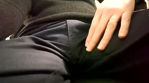 Snapshot of fifi010203 chatting on 01/17/25, 08:34 fifi010203 online show from 01/17/25, 08:34