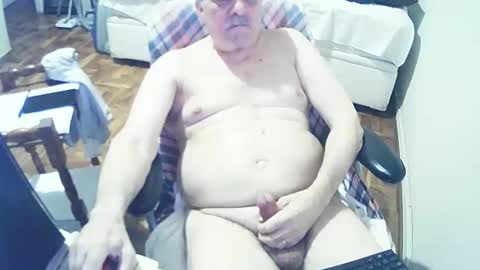 Snapshot of filhober chatting on 12/04/24, 12:41 filhober online show from 12/04/24, 12:41