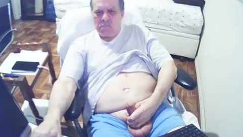 Snapshot of filhober chatting on 01/09/25, 01:18 filhober online show from 01/09/25, 01:18