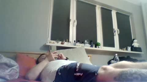 Snapshot of filipek757 chatting on 06/15/26, 08:44 filipek757 online show from 06/15/26, 08:44