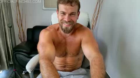 Snapshot of finch93 chatting on 07/08/26, 06:45 Nick online show from 07/08/26, 06:45