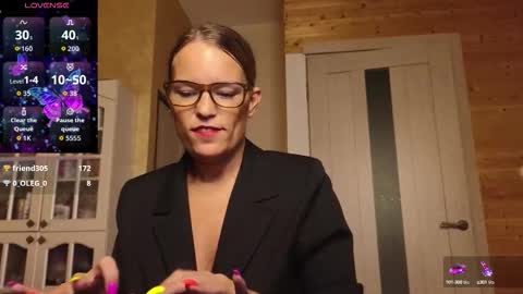 Lady online show from 09/10/25, 07:14