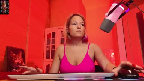 Lady online show from 04/17/26, 03:37