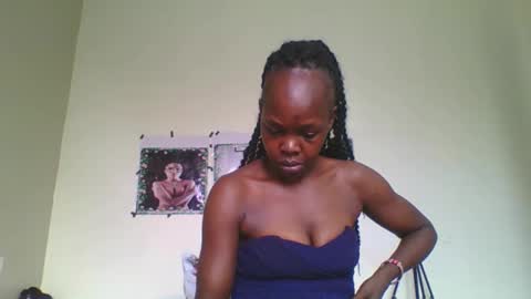 Snapshot of fine_melanin chatting on 09/16/25, 06:03 caro online show from 09/16/25, 06:03
