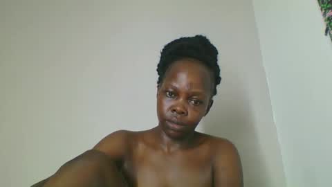 Snapshot of fine_melanin chatting on 09/22/25, 04:36 caro online show from 09/22/25, 04:36