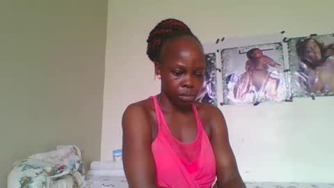 Snapshot of fine_melanin chatting on 10/16/25, 07:31 caro online show from 10/16/25, 07:31