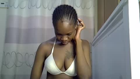 fine_queen12 online show from 12/16/24, 11:12