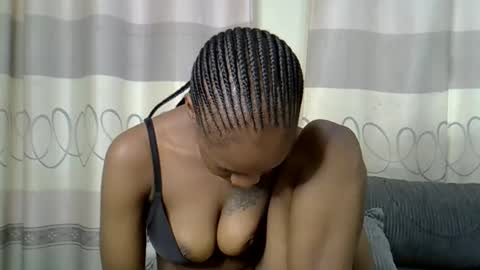 fine_queen12 online show from 01/20/25, 05:04