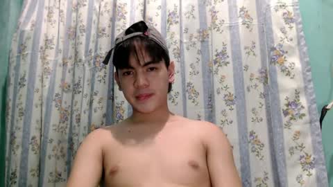 Snapshot of fineshyt_ chatting on 07/30/26, 05:12 Ero online show from 07/30/26, 05:12