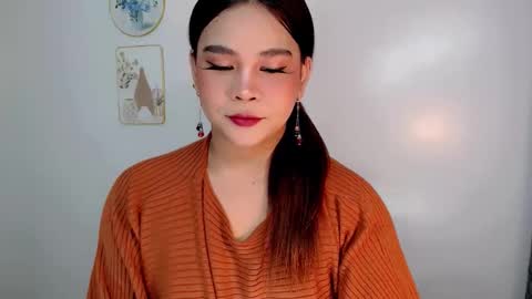 Jasmine online show from 05/20/26, 10:16