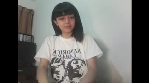 Snapshot of finnky1 chatting on 10/05/25, 05:28 finnky1 online show from 10/05/25, 05:28