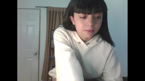 finnky1 online show from 10/24/25, 05:04