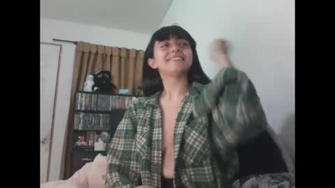 finnky1 online show from 05/06/26, 05:35