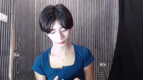 fiona908995 online show from 11/22/25, 10:36