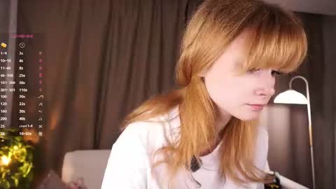 Snapshot of fionawhynot chatting on 06/23/26, 07:01 Emily online show from 06/23/26, 07:01