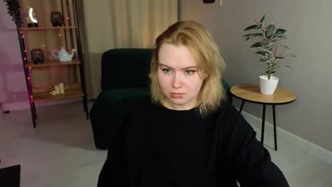 Fiona online show from 03/26/26, 10:04