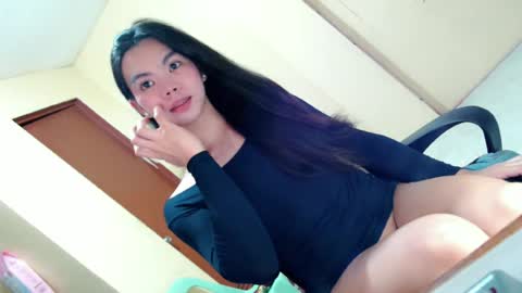 Snapshot of fionie_xxx chatting on 06/10/26, 12:37 FIONA online show from 06/10/26, 12:37